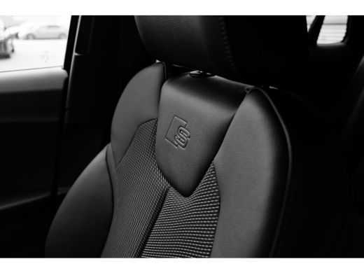 Audi Q2 S edition | Adaptive cruise control | Audi smartphone interface | Audi soundsystem ActivLease financial lease