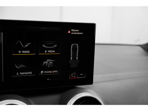 Audi Q2 S edition | Adaptive cruise control | Audi smartphone interface | Audi soundsystem ActivLease financial lease