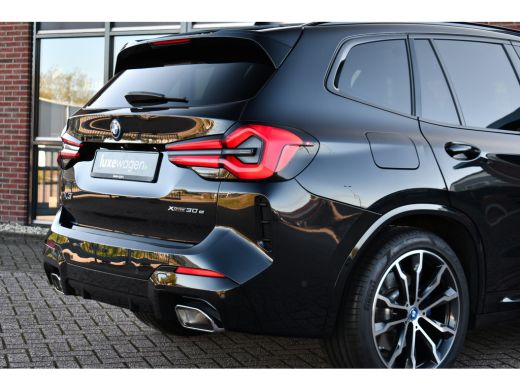 BMW X3 xDrive30e M-Sport Pano M-zetels ACC HUD H/K 20inch ActivLease financial lease