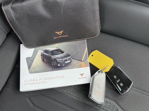 CUPRA Formentor 1.4 e-Hybrid VZ Performance | ACC | Camera | LED | Keyless | Memory | 19 inch ActivLease financial lease