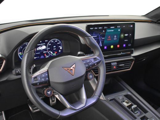 CUPRA Leon Sportstourer 1.4 e-Hybrid VZ Performance 245pk | Trekhaak | Dodehoekdetectie l Super Sport Stuur l Adaptief cr... ActivLease financial lease