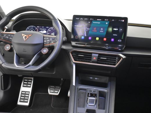 CUPRA Leon Sportstourer 1.4 e-Hybrid VZ Performance 245pk | Trekhaak | Dodehoekdetectie l Super Sport Stuur l Adaptief cr... ActivLease financial lease