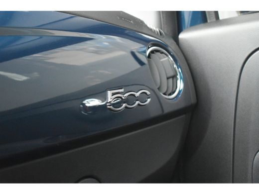 Fiat 500 1.0 Hybrid Dolcevita Finale | Panoramadak | Navigatie by App | Parkeersensoren | Cruise Control |... ActivLease financial lease