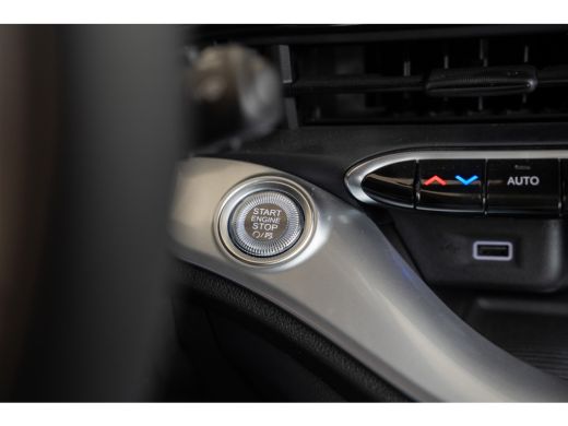 Fiat 500 Icon 24 kWh | Navigatie | Apple Carplay & Android Auto | Climate Controle | Cruise Controle | ActivLease financial lease