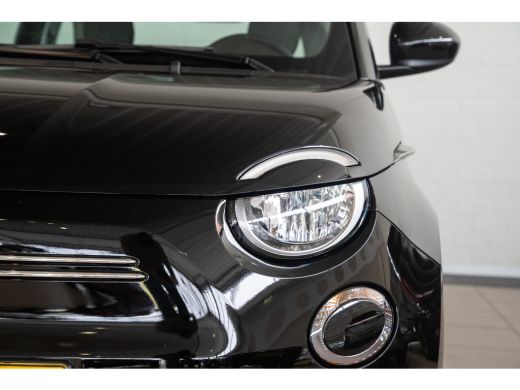 Fiat 500 Icon 24 kWh | Navigatie | Apple Carplay & Android Auto | Climate Controle | Cruise Controle | ActivLease financial lease