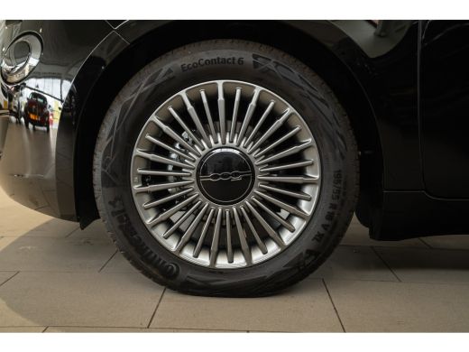 Fiat 500 Icon 24 kWh | Navigatie | Apple Carplay & Android Auto | Climate Controle | Cruise Controle | ActivLease financial lease