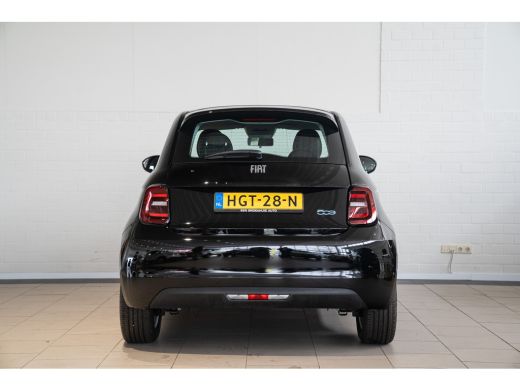 Fiat 500 Icon 24 kWh | Navigatie | Apple Carplay & Android Auto | Climate Controle | Cruise Controle | ActivLease financial lease
