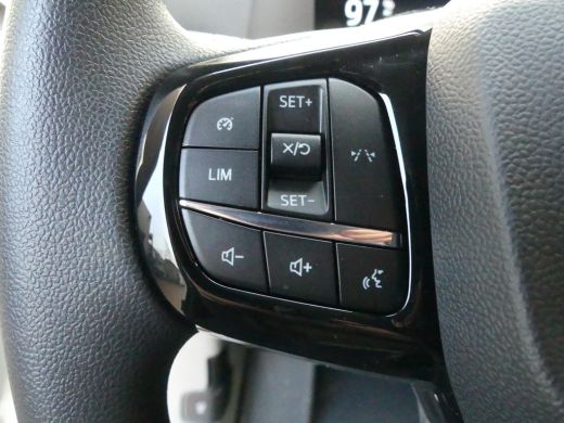 Ford E-Transit Custom E-Transit 320 L1H1 Trend 65 kWh | Camera | Stoelverwarming | Standkachel | Apple Carplay / Androi... ActivLease financial lease