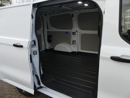 Ford E-Transit Custom E-Transit 320 L1H1 Trend 65 kWh | Camera | Stoelverwarming | Standkachel | Apple Carplay / Androi... ActivLease financial lease