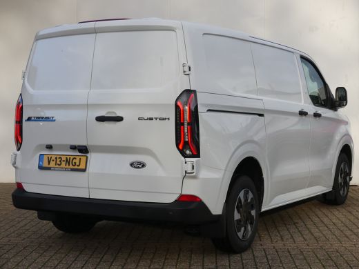 Ford E-Transit Custom E-Transit 320 L1H1 Trend 65 kWh | Camera | Stoelverwarming | Standkachel | Apple Carplay / Androi... ActivLease financial lease