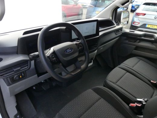 Ford E-Transit Custom E-Transit 320 L1H1 Trend 65 kWh | Camera | Stoelverwarming | Standkachel | Apple Carplay / Androi... ActivLease financial lease