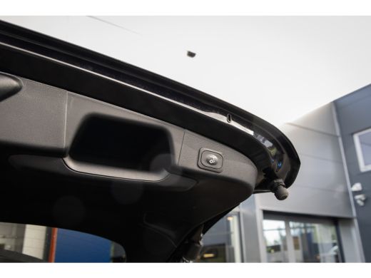 Ford Focus 1.0 EcoBoost Hybrid ST Line X | Driver-assistance-pack | Pano-dak | Winter-pack | | Achteruitrijc... ActivLease financial lease