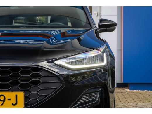 Ford Focus 1.0 EcoBoost Hybrid ST Line X | Driver-assistance-pack | Pano-dak | Winter-pack | | Achteruitrijc... ActivLease financial lease