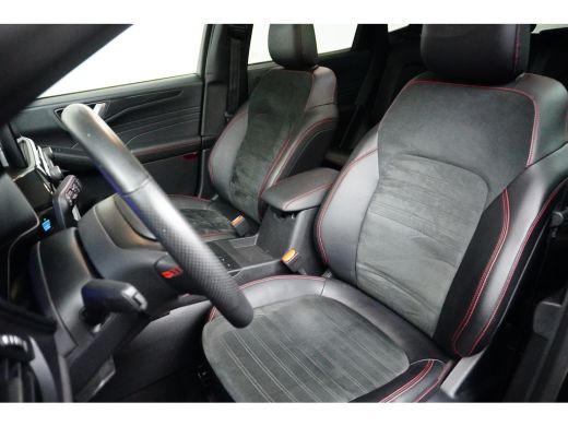 Ford Kuga 2.5 PHEV ST-Line X 225pk | Winter Pack | B&O | Dodehoek | Elek. achterklep | Elek. Trekhaak (1.50... ActivLease financial lease