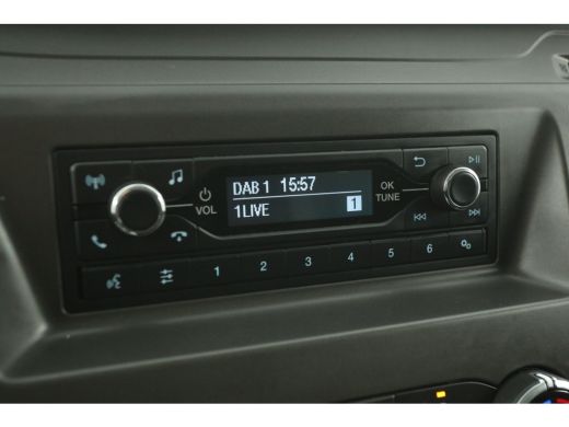 Ford Transit Custom 300 2.0 TDCI L2H1 | 2800KG Trekgew. | Airco | Cruise | 3-Zits | Parkeersens. | LED ActivLease financial lease