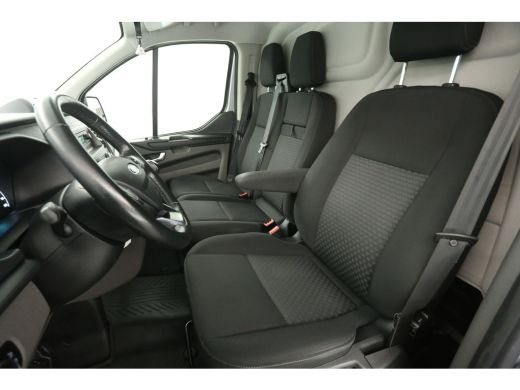Ford Transit Custom 300 2.0 TDCI L2H1 | 2800KG Trekgew. | Airco | Cruise | 3-Zits | Parkeersens. | LED ActivLease financial lease