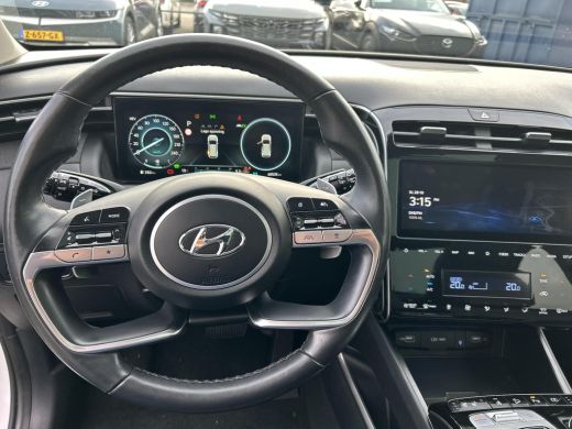 Hyundai Tucson 1.6 T-GDI PHEV Premium Sky 4WD | Stoelverwarming/verkoeling | Stuurverwarming | Schuif-kantel dak... ActivLease financial lease