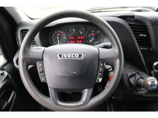 Iveco Daily 35S15 3.0 150pk L1 H1 Airco 3.5T Trekhaak ActivLease financial lease