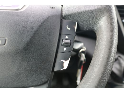 Iveco Daily 35S15 3.0 150pk L1 H1 Airco 3.5T Trekhaak ActivLease financial lease