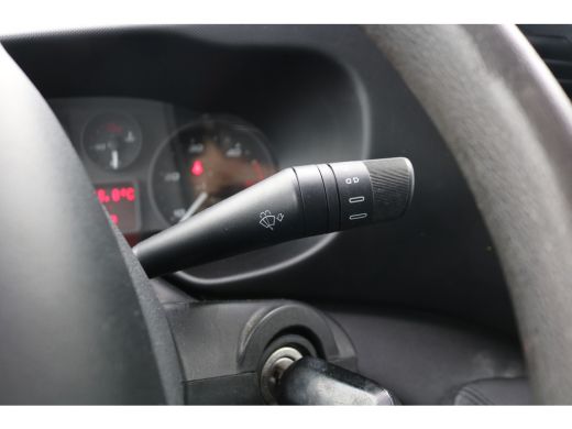 Iveco Daily 35S15 3.0 150pk L1 H1 Airco 3.5T Trekhaak ActivLease financial lease