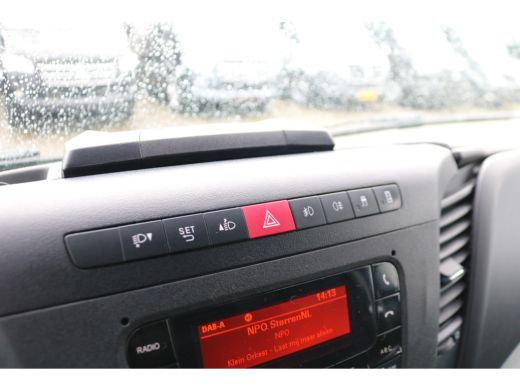 Iveco Daily 35S15 3.0 150pk L1 H1 Airco 3.5T Trekhaak ActivLease financial lease