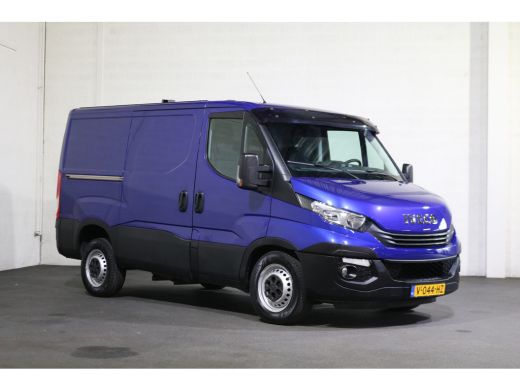 Iveco Daily 35S15 3.0 150pk L1 H1 Airco 3.5T Trekhaak ActivLease financial lease