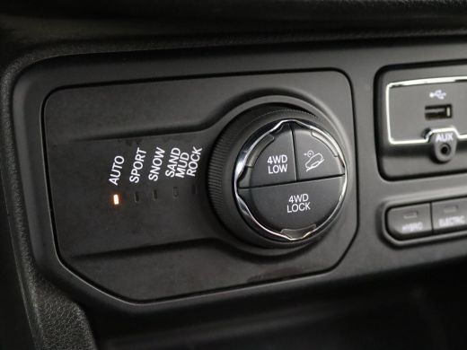 Jeep Renegade 4xe 240 Plug-in Hybrid Electric Trailhawk | Airco (automatisch) | Apple Carplay/Android Auto|tele... ActivLease financial lease