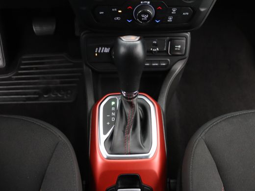 Jeep Renegade 4xe 240 Plug-in Hybrid Electric Trailhawk | Airco (automatisch) | Apple Carplay/Android Auto|tele... ActivLease financial lease