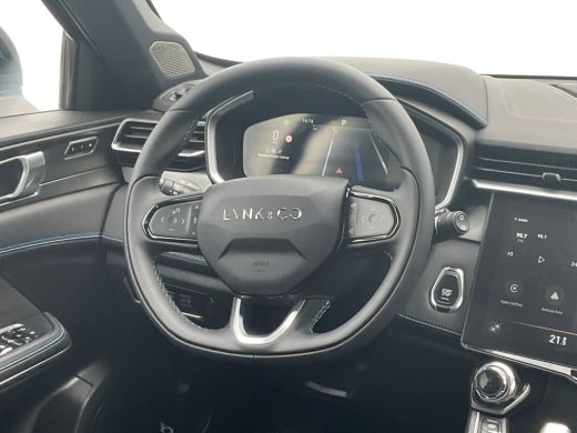 Lynk & Co 01 1.5 262pk Plug-in Zwarte hemel 360° Carplay Hybride PHEV ActivLease financial lease