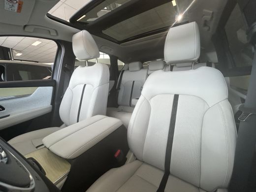 Mazda CX-60 2.5 e-SkyActiv PHEV Takumi Plus | € 5.675,- Voorraad Voordeel | Uit voorraad leverbaar! | full op... ActivLease financial lease