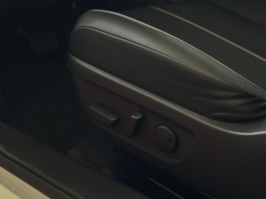 Mazda MX-30 E-SKYACTIV R-EV PHEV BOSE 170PK ELEK.STOEL H.U.D CAMERA LED PLUG IN HYBRID  phev ActivLease financial lease