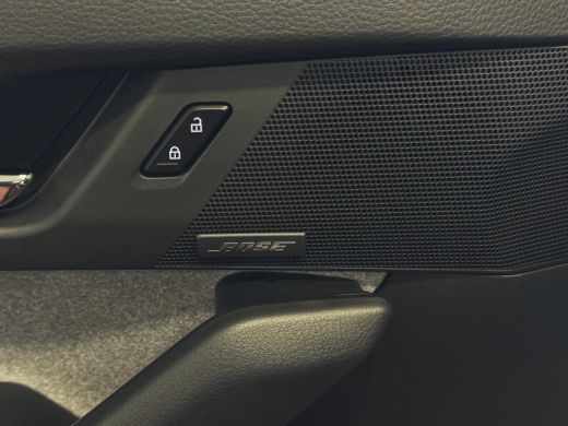 Mazda MX-30 E-SKYACTIV R-EV PHEV BOSE 170PK ELEK.STOEL H.U.D CAMERA LED PLUG IN HYBRID  phev ActivLease financial lease