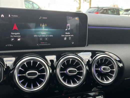 Mercedes-Benz A-Klasse 180 Business Solution AMG | Sfeerverlichting | Automaat | Stoelverwarming | Dodehoek Detector ActivLease financial lease