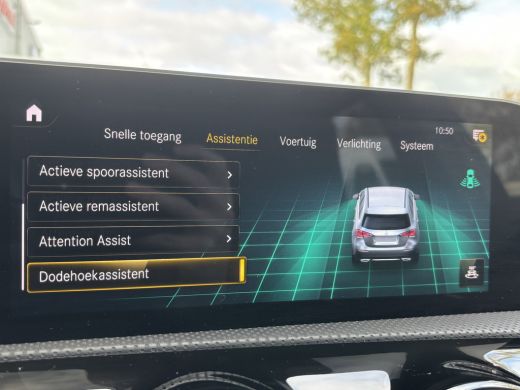 Mercedes-Benz A-Klasse 180 Business Solution AMG | Sfeerverlichting | Automaat | Stoelverwarming | Dodehoek Detector ActivLease financial lease