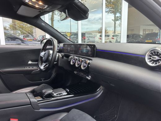 Mercedes-Benz A-Klasse 180 Business Solution AMG | Sfeerverlichting | Automaat | Stoelverwarming | Dodehoek Detector ActivLease financial lease