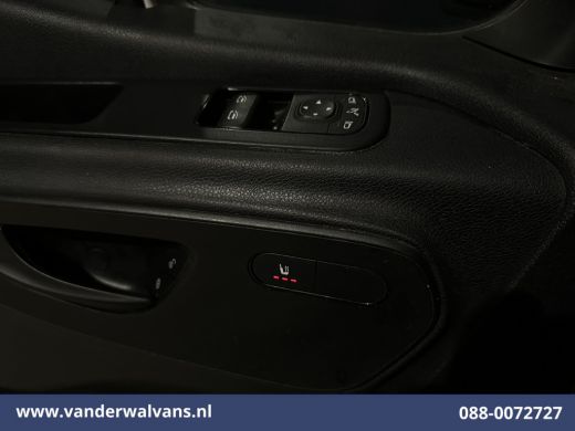 Mercedes-Benz Sprinter 315 CDI 150pk L3H2 Euro6 Airco | Camera | Navigatie | Chauffeursstoel 270 Graden achterdeuren, Cr... ActivLease financial lease