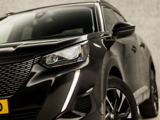 Peugeot 2008 1.2 PureTech Allure Sport 131Pk Automaat (APPLE CARPLAY, GROOT NAVI, 360 CAMERA, LEDER, KEYLESS, ... ActivLease financial lease