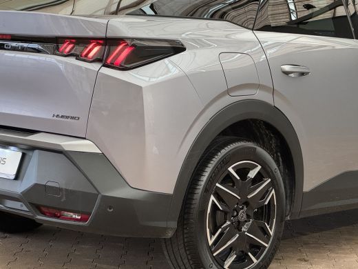 Peugeot 3008 1.2 Hybrid 136 Allure Camera | LED | Carplay | 19" Lichmetaal | Digitaal Dashboard | Parkeersenso... ActivLease financial lease