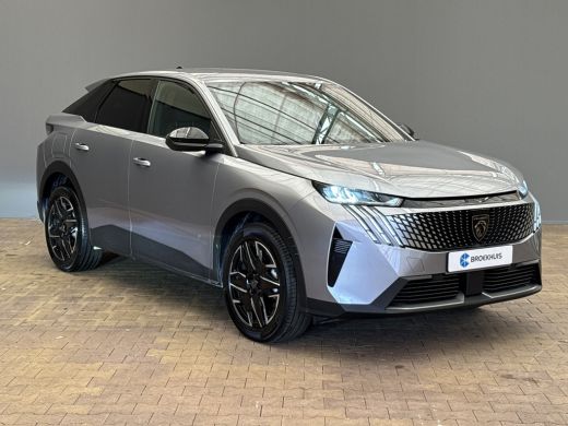 Peugeot 3008 1.2 Hybrid 136 Allure Camera | LED | Carplay | 19" Lichmetaal | Digitaal Dashboard | Parkeersenso... ActivLease financial lease