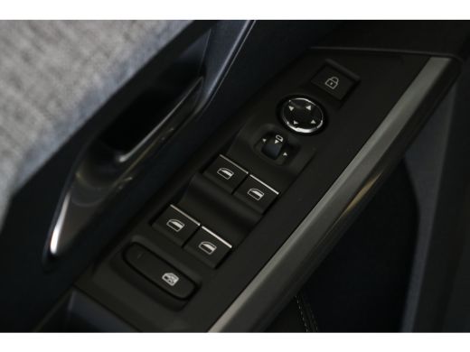 Peugeot 3008 1.2 Hybrid 145 GT | Navi | Camera | Verw. Stoelen en stuur | AD. Cruise | Keyless Entry | Matrix ... ActivLease financial lease