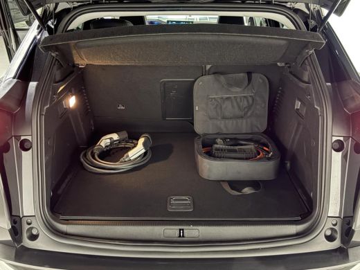 Peugeot 3008 1.6 PHEV HYbrid 225PK Allure|Camera|Carplay|Navi|PDC|ACC|Side assist|Lane Assist| ActivLease financial lease