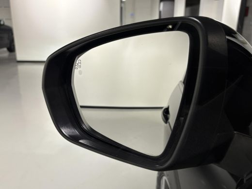 Peugeot 3008 1.6 PHEV HYbrid 225PK Allure|Camera|Carplay|Navi|PDC|ACC|Side assist|Lane Assist| ActivLease financial lease