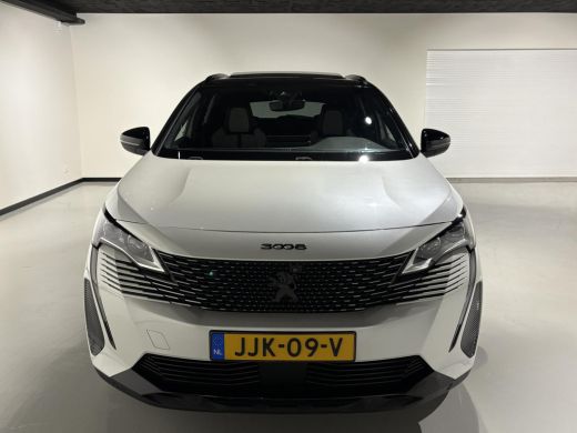 Peugeot 3008 1.6 HYbrid4 300PK GT|Black Pack|Panodak|4x4|360|Carplay|Navi|FOCAL|PDC|ACC|Side assist|Lane Assist| ActivLease financial lease