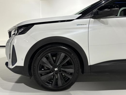 Peugeot 3008 1.6 HYbrid4 300PK GT|Black Pack|Panodak|4x4|360|Carplay|Navi|FOCAL|PDC|ACC|Side assist|Lane Assist| ActivLease financial lease