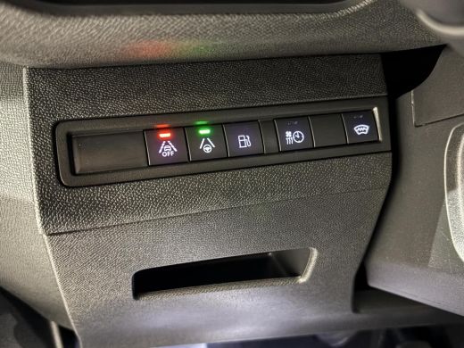 Peugeot 3008 1.6 HYbrid4 300PK GT|Black Pack|Panodak|4x4|360|Carplay|Navi|FOCAL|PDC|ACC|Side assist|Lane Assist| ActivLease financial lease