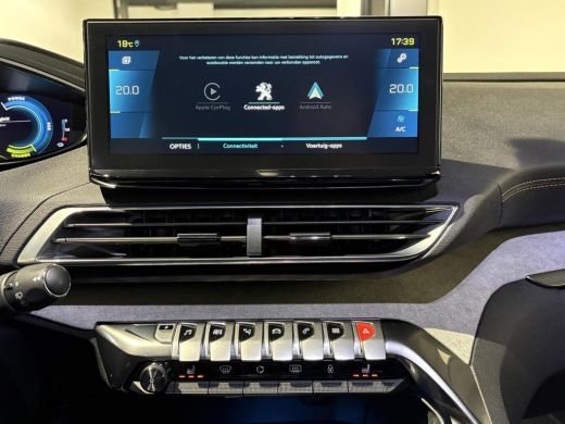 Peugeot 3008 1.6 HYbrid4 300PK GT|Black Pack|Panodak|4x4|360|Carplay|Navi|FOCAL|PDC|ACC|Side assist|Lane Assist| ActivLease financial lease