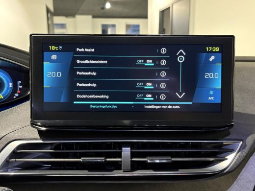 Peugeot 3008 1.6 HYbrid4 300PK GT|Black Pack|Panodak|4x4|360|Carplay|Navi|FOCAL|PDC|ACC|Side assist|Lane Assist| ActivLease financial lease