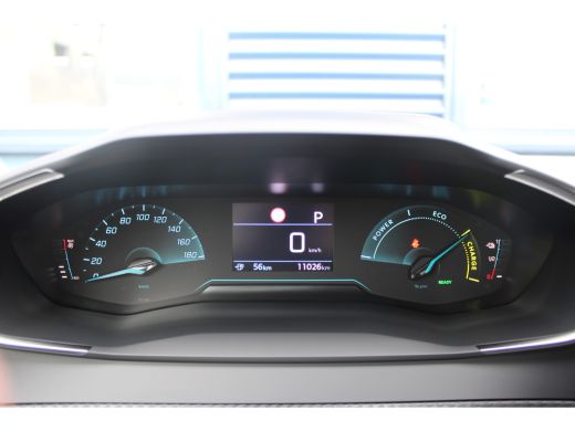 Peugeot e-208 EV Style 50 kWh | 11 kW lader | Armsteun voor | Bestuurdersstoel in hoogte verstelbaar ActivLease financial lease