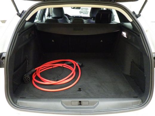 Peugeot e-308 Style EV 54 kWh 156pk 3 Fase | Adaptive Cruise | Navigatie by App | Climate Control | Parkeersens... ActivLease financial lease