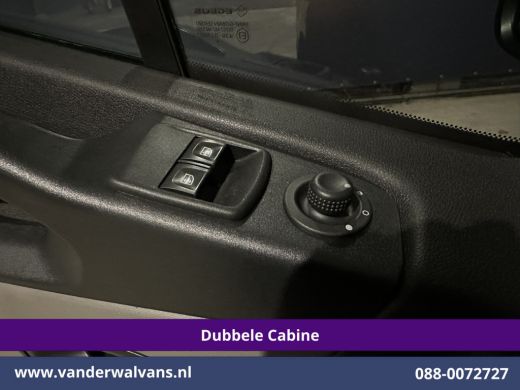 Renault Trafic 1.6 dCi 122pk inrichting L1H1 Dubbele cabine Euro6 Airco | 6-Zits | Navigatie Trekhaak, Cruisecon... ActivLease financial lease